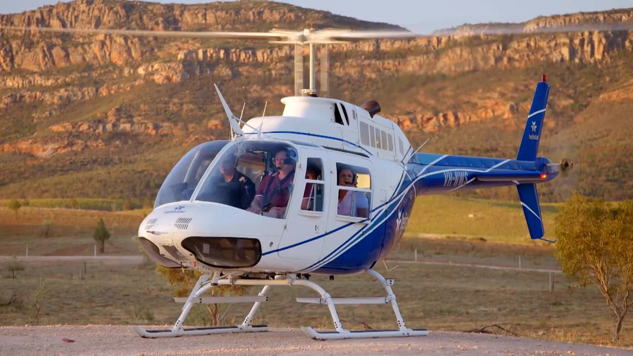 The Guides get a birds-eye view of the Flinders Ranges