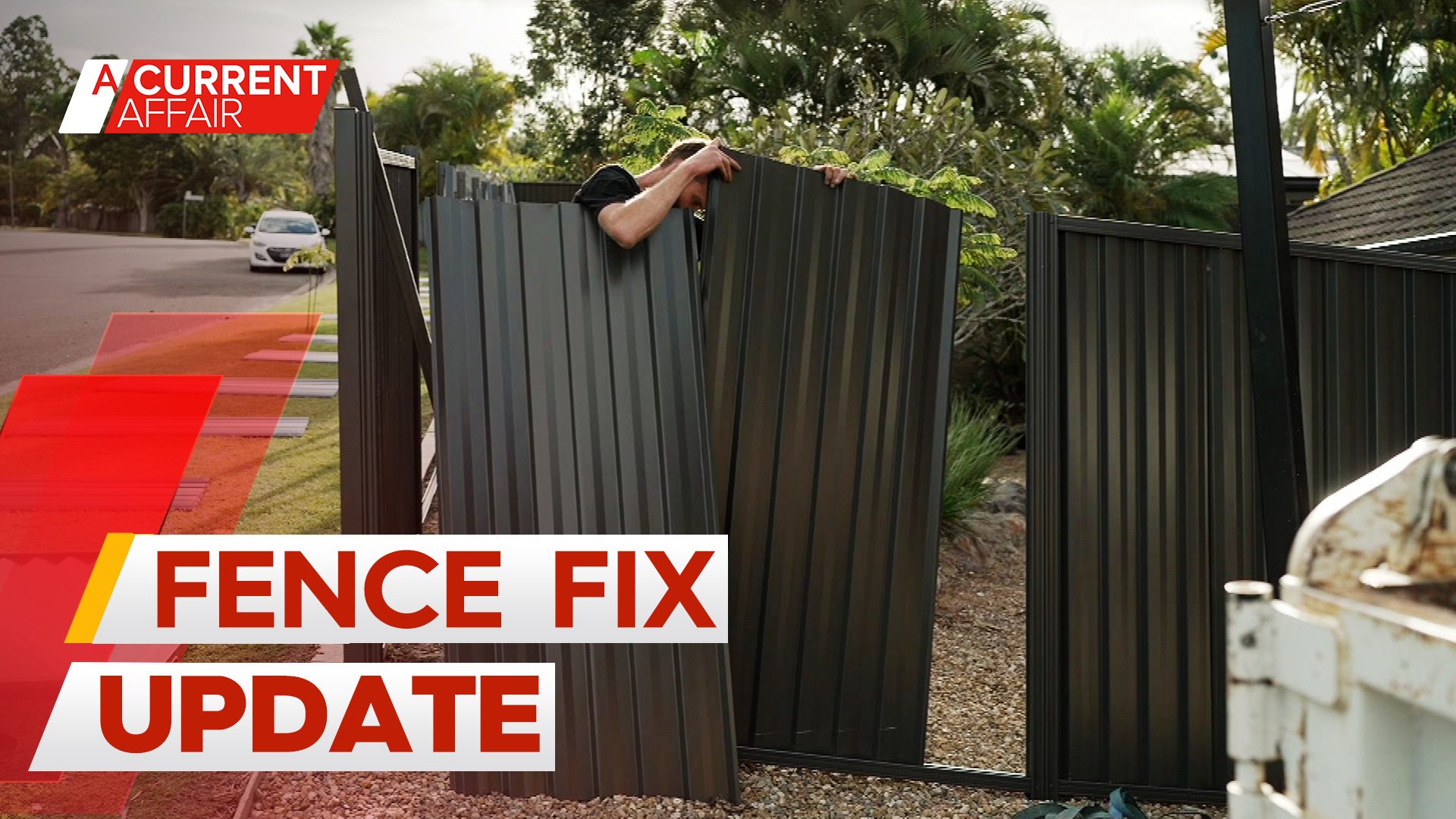Kind-hearted builder steps up to fix fence job ditched by dodgy tradie