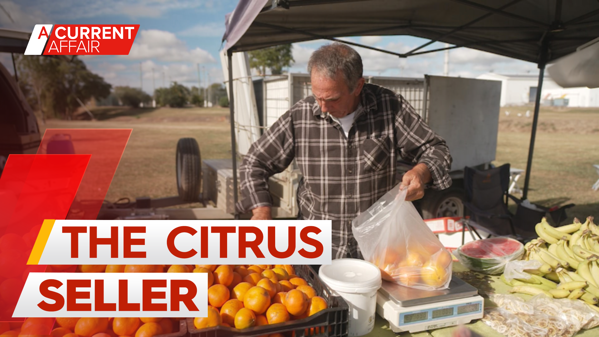 Queensland pensioner in sour council squabble over roadside fruit stall